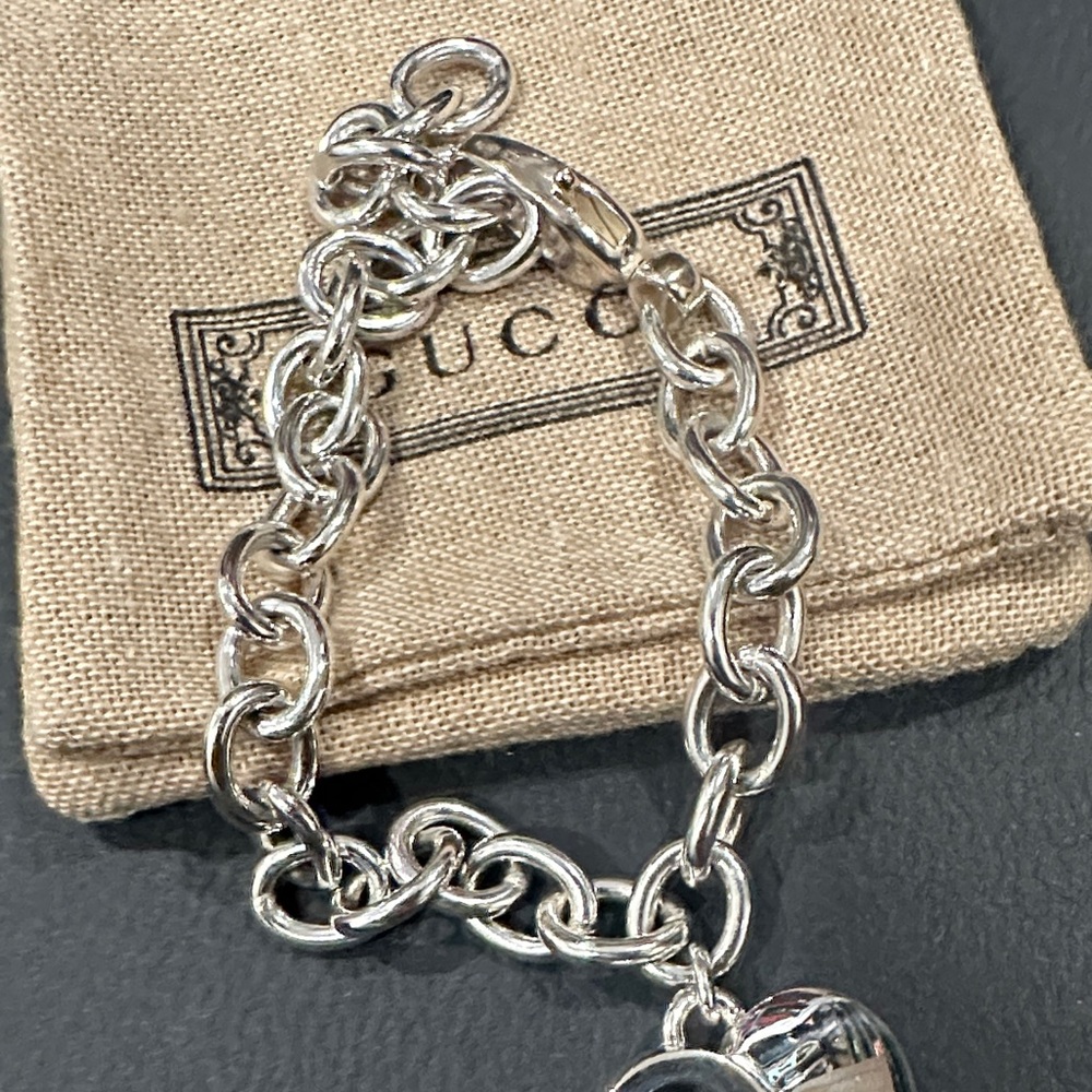 Gucci Sterling Silver Charlotte G Heart Chain Heart Chain Bracelet NIB - Picture 7 of 9